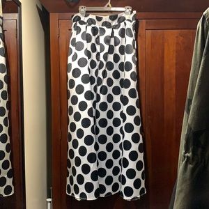 Gorgeous maxi skater skirt WITH POCKETS!!